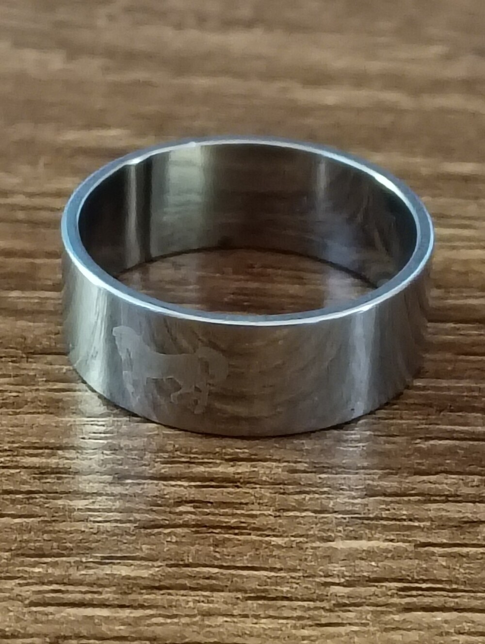 Ring Size 8 Men's Silver Stainless Steel Horse Silhouette Ring - Picture 4 of 4